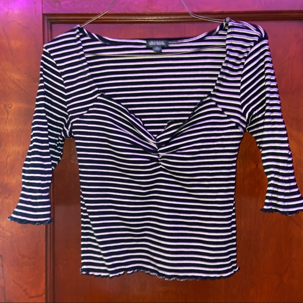 Half sleeve crop top